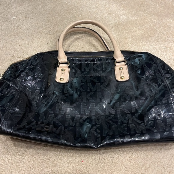 - Mk black patent leather bag - Picture 2 of 7
